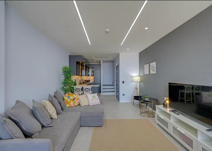 For Large Families, Duplex Villa-302 别墅 *